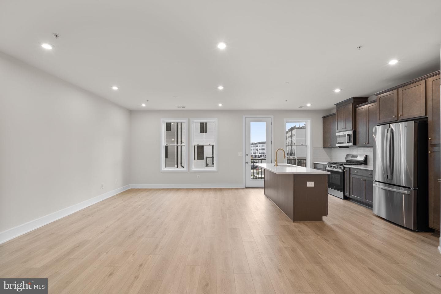 43305 Farringdon Square photo 11