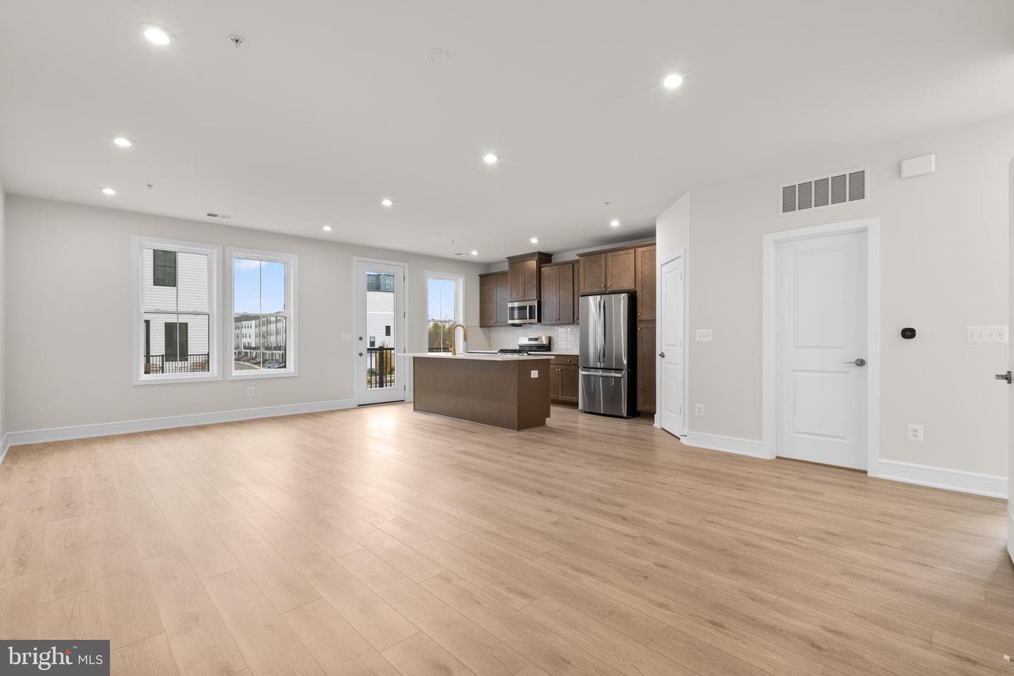 43305 Farringdon Square photo 12