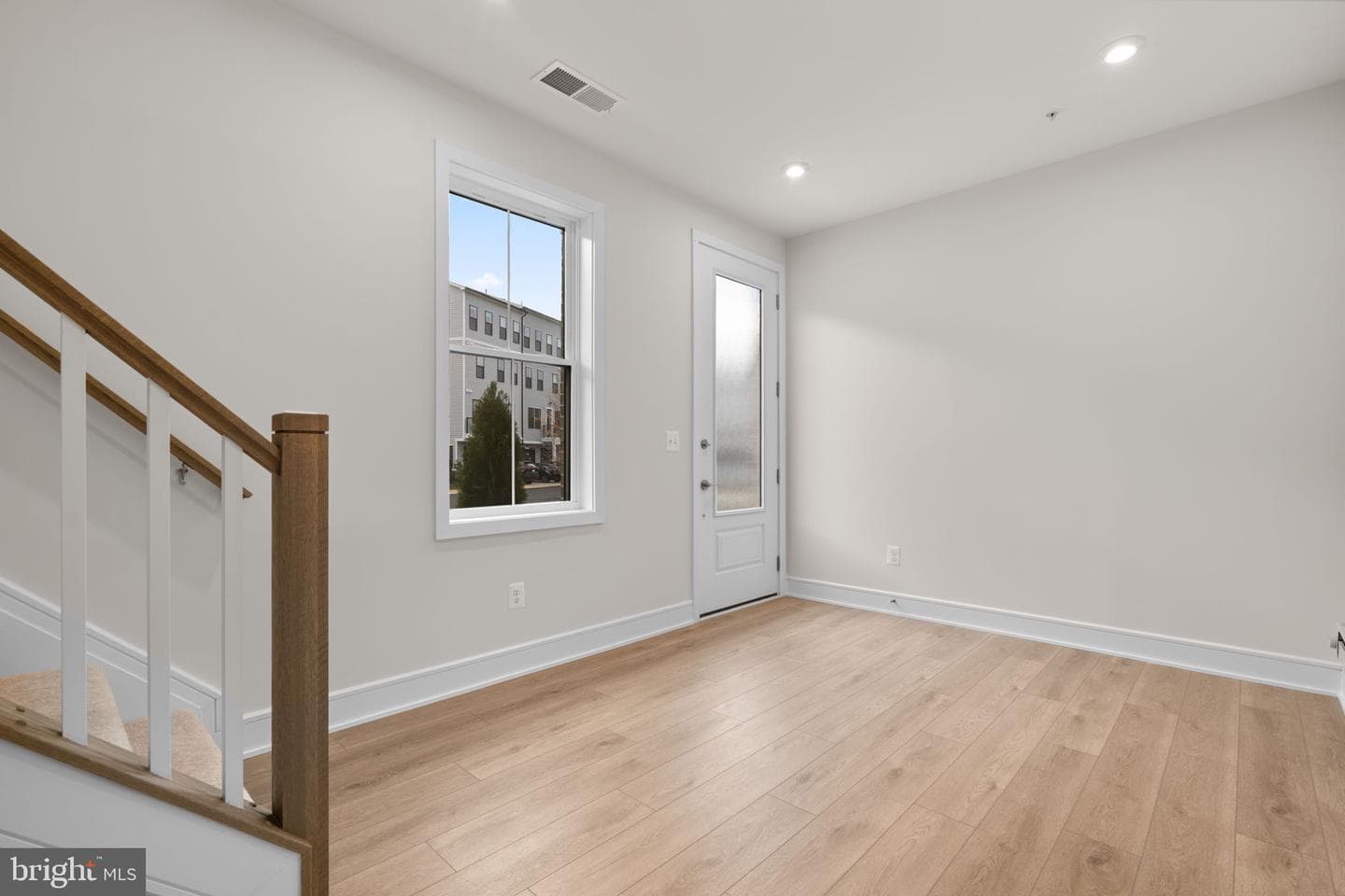 43305 Farringdon Square photo 30