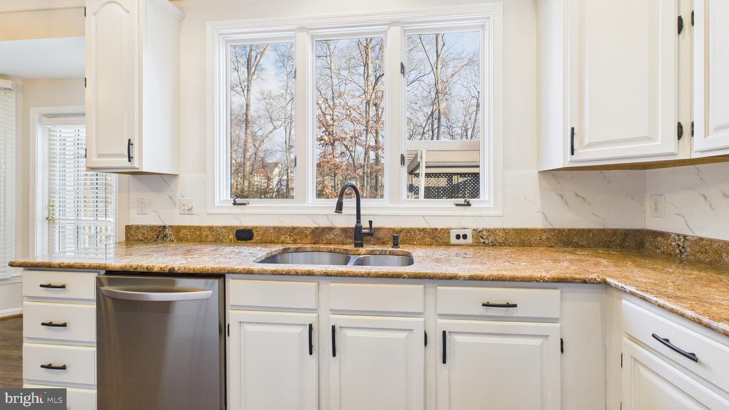 43128 Fling Court photo 22