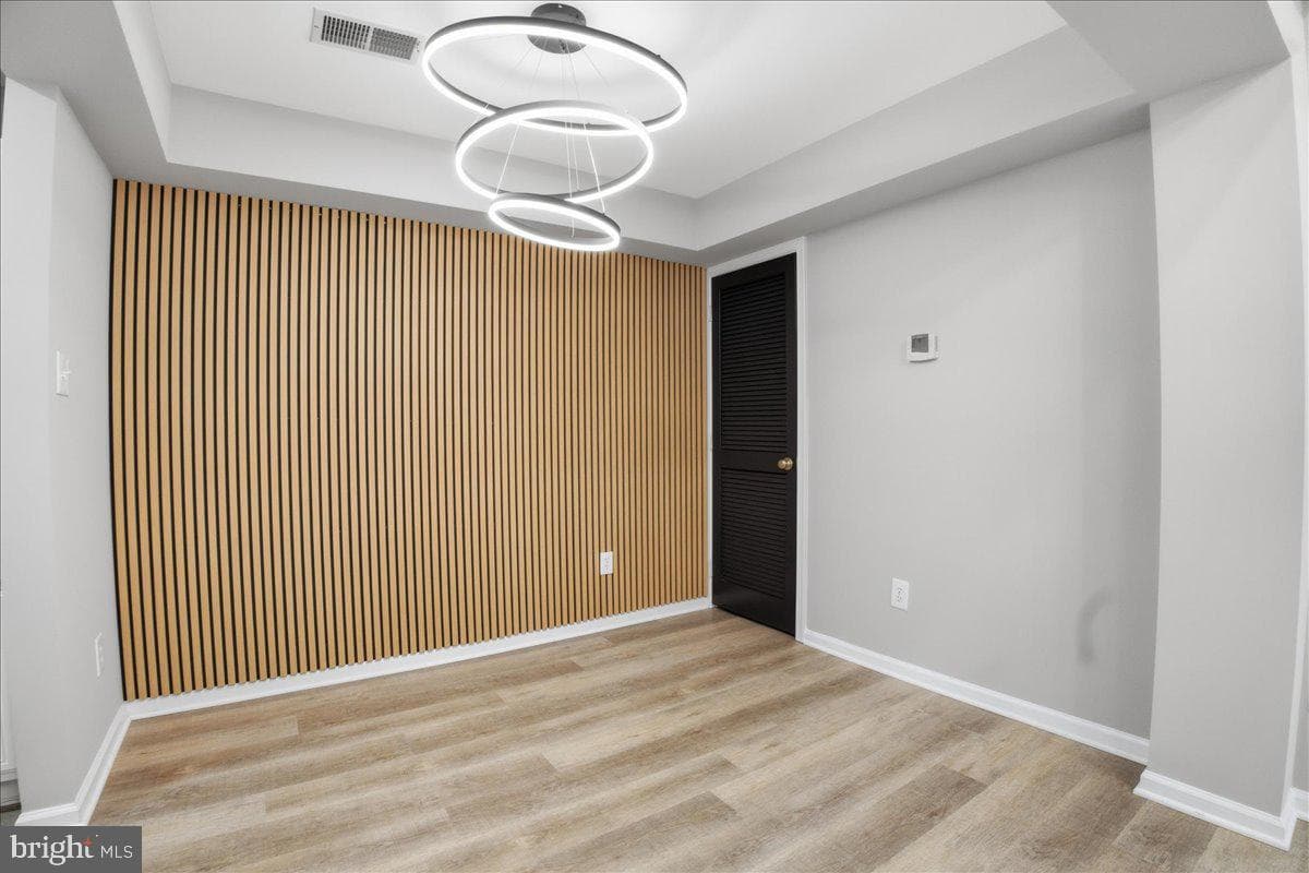 20419 Riverbend Square #301 photo 11