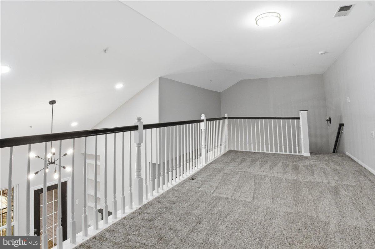 20419 Riverbend Square #301 photo 16
