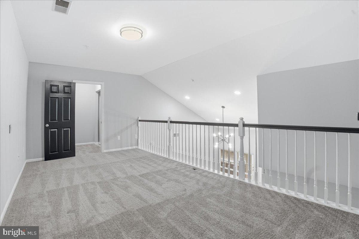 20419 Riverbend Square #301 photo 17