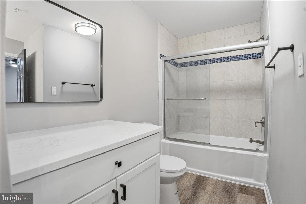 20419 Riverbend Square #301 photo 20