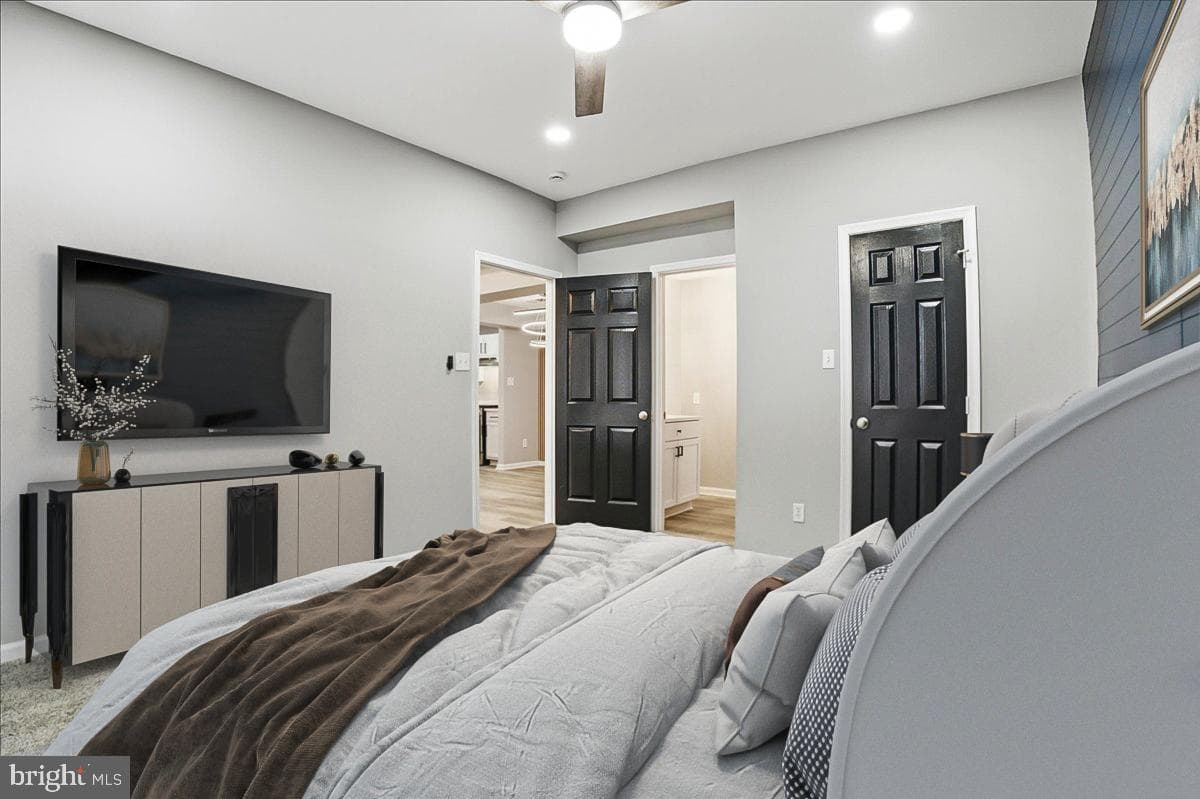 20419 Riverbend Square #301 photo 5