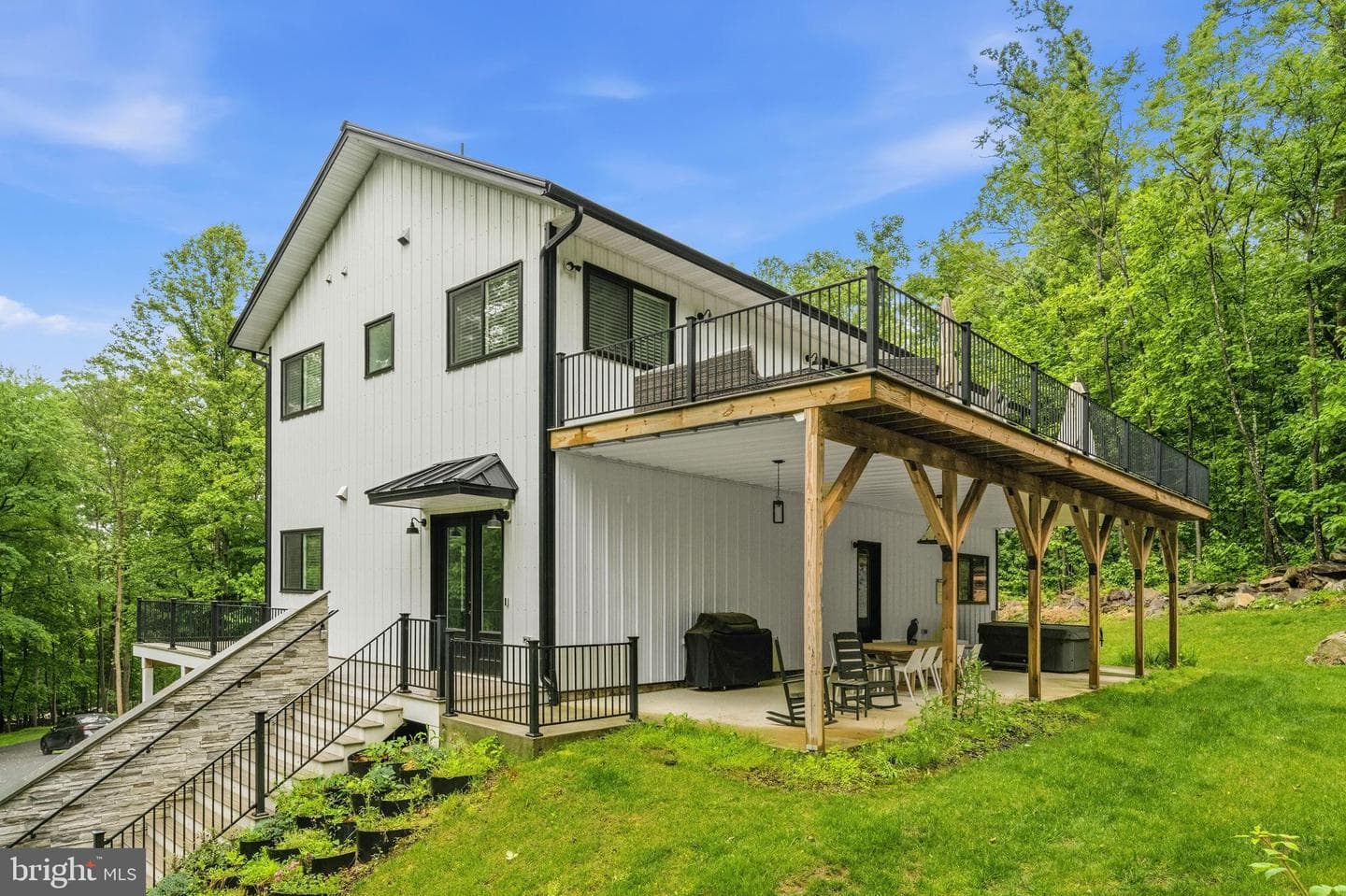13543 Hanging Rock Lane, Lovettsville