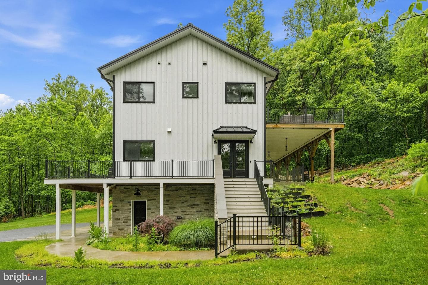 13543 Hanging Rock Lane photo 44
