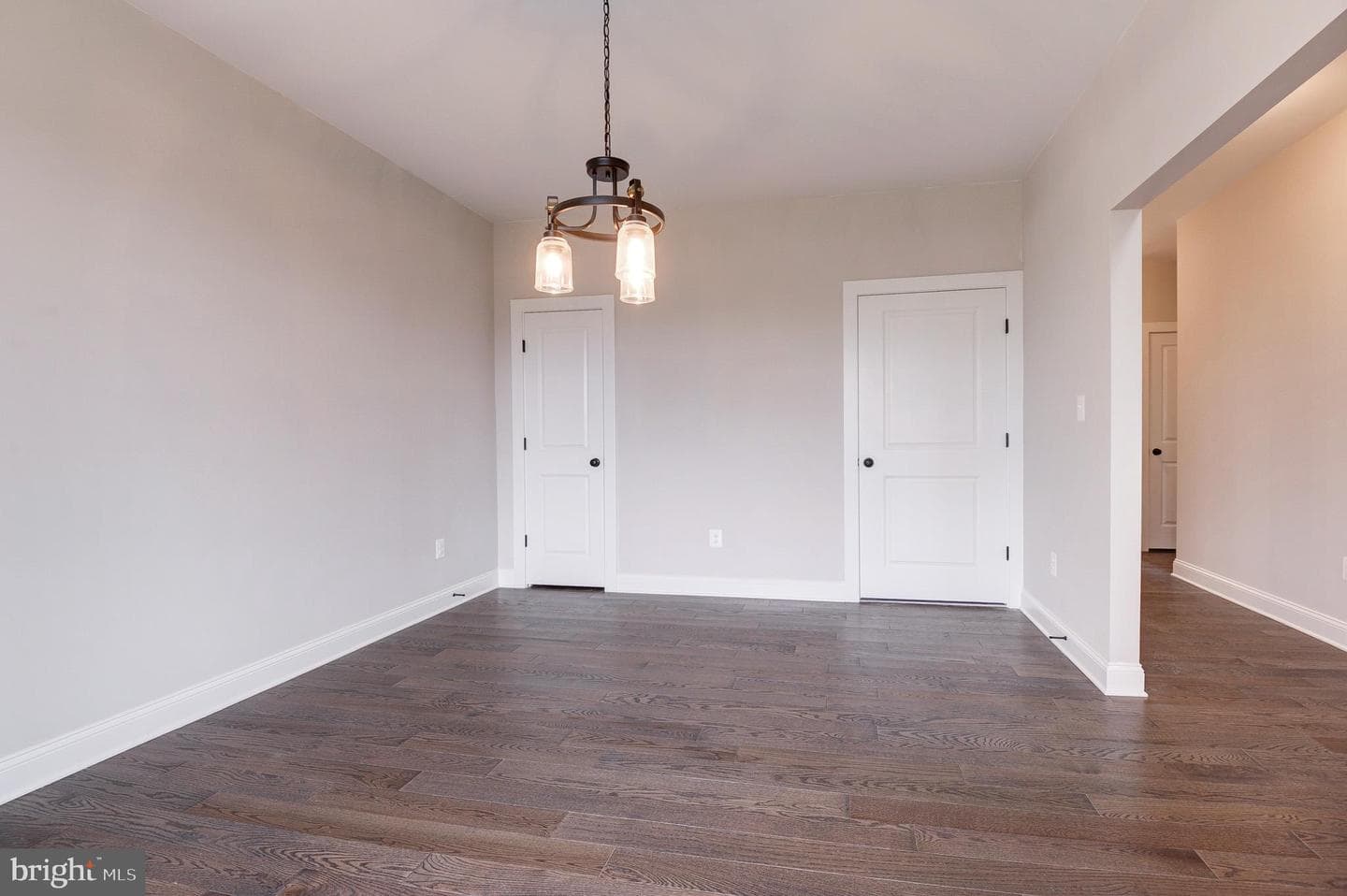40 N Berlin Pike photo 12