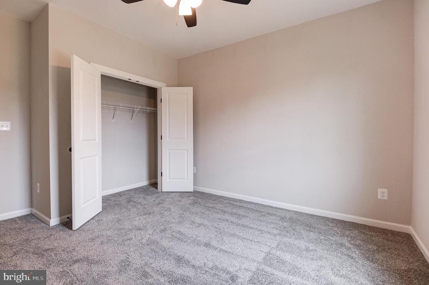 40 N Berlin Pike photo 29