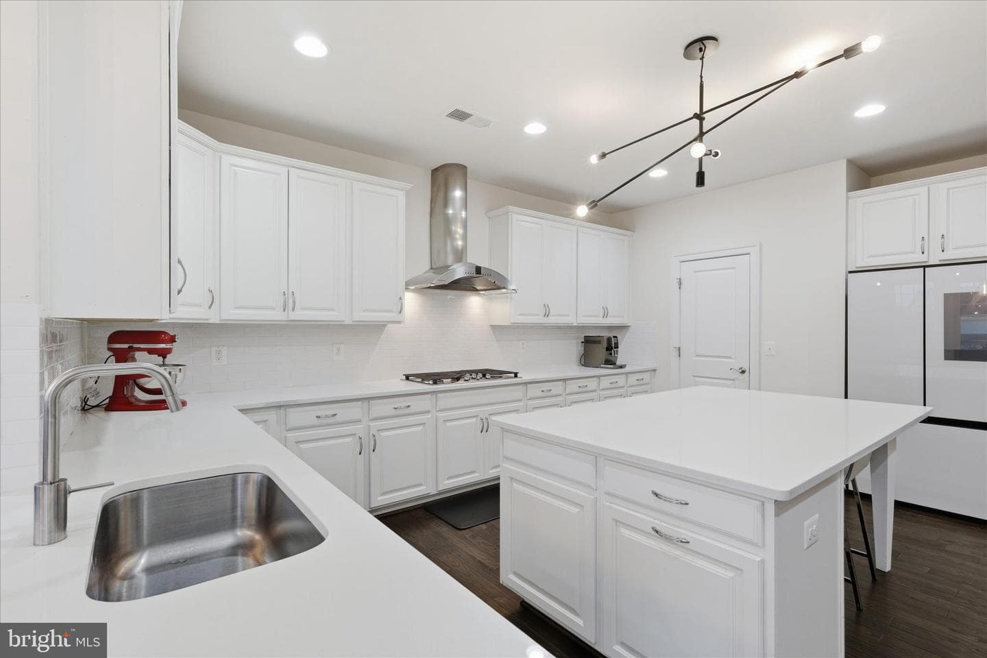 23698 Heather Mews Drive photo 15