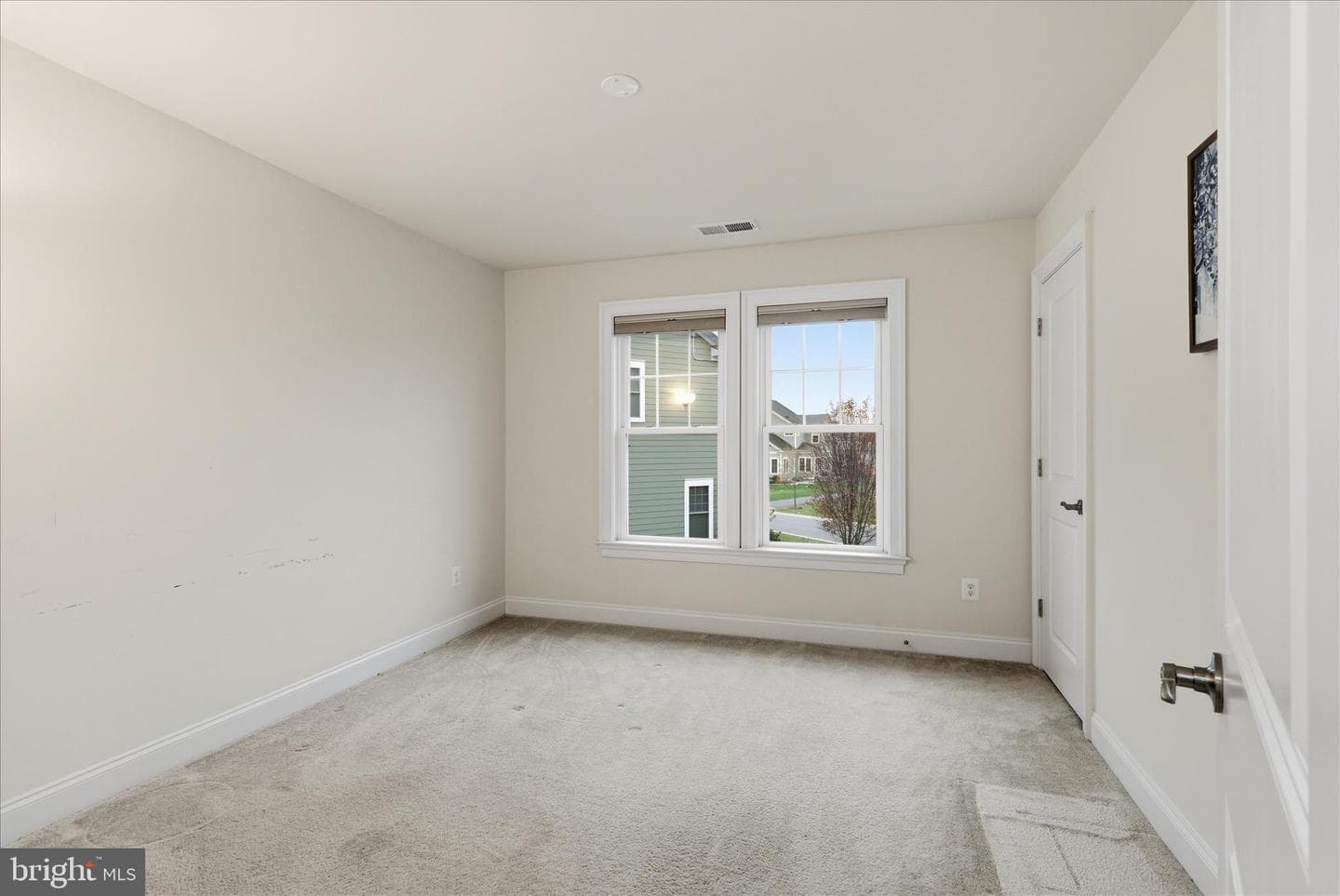 23698 Heather Mews Drive photo 34