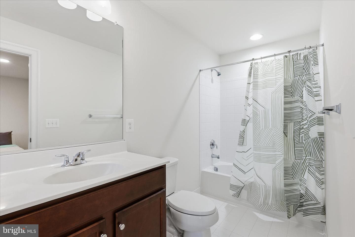23698 Heather Mews Drive photo 38
