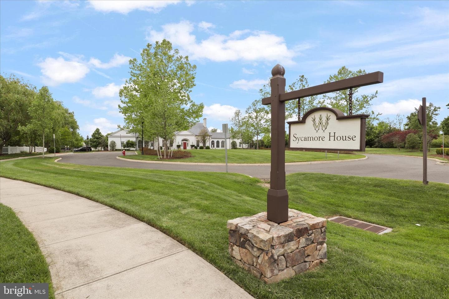 23698 Heather Mews Drive photo 54