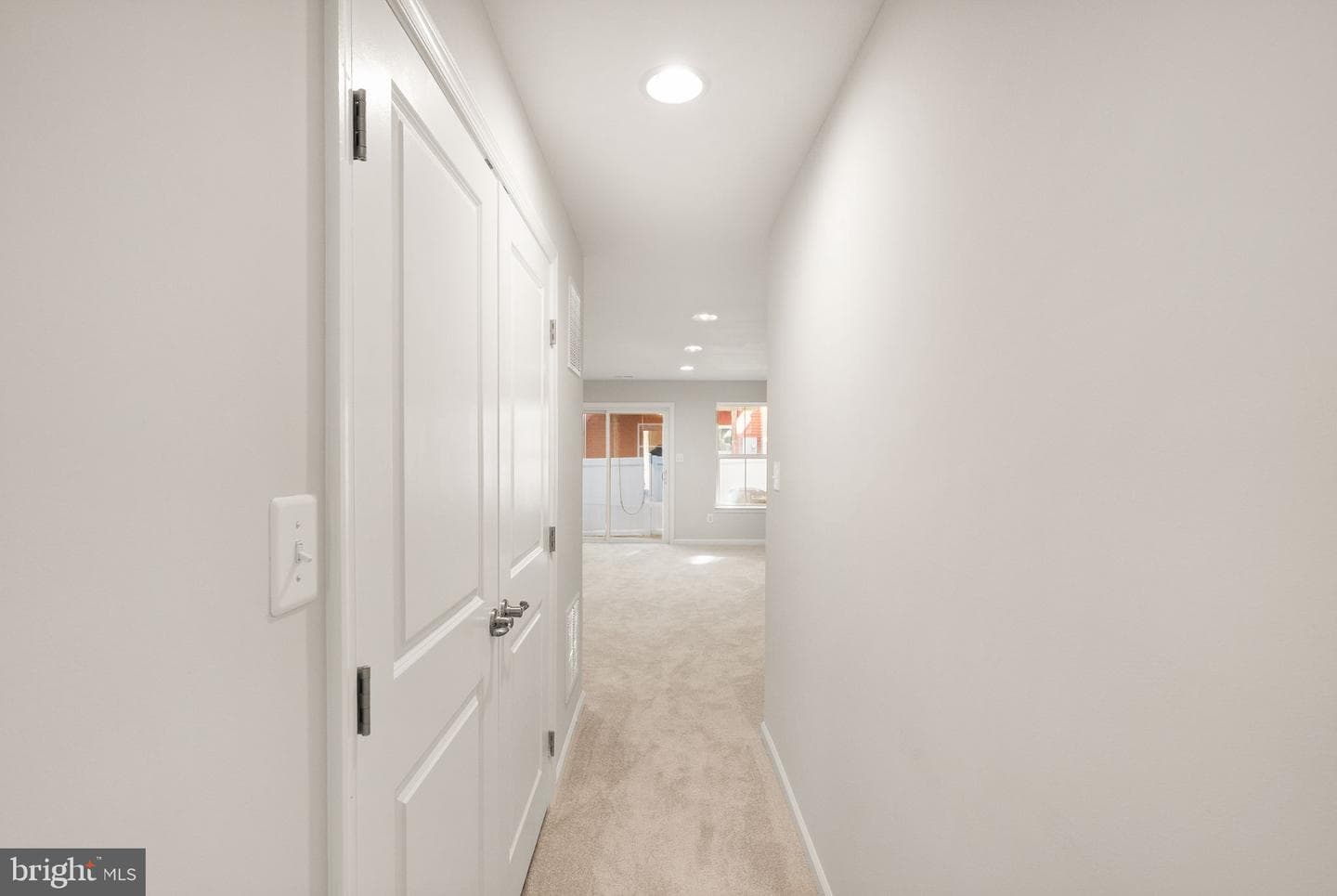 41688 Mcmonagle Square photo 12