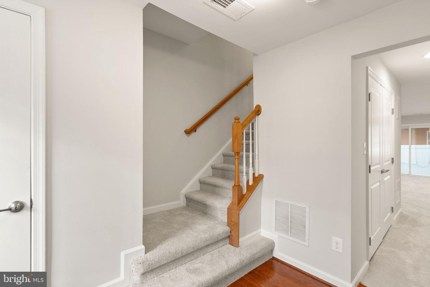 41688 Mcmonagle Square photo 18