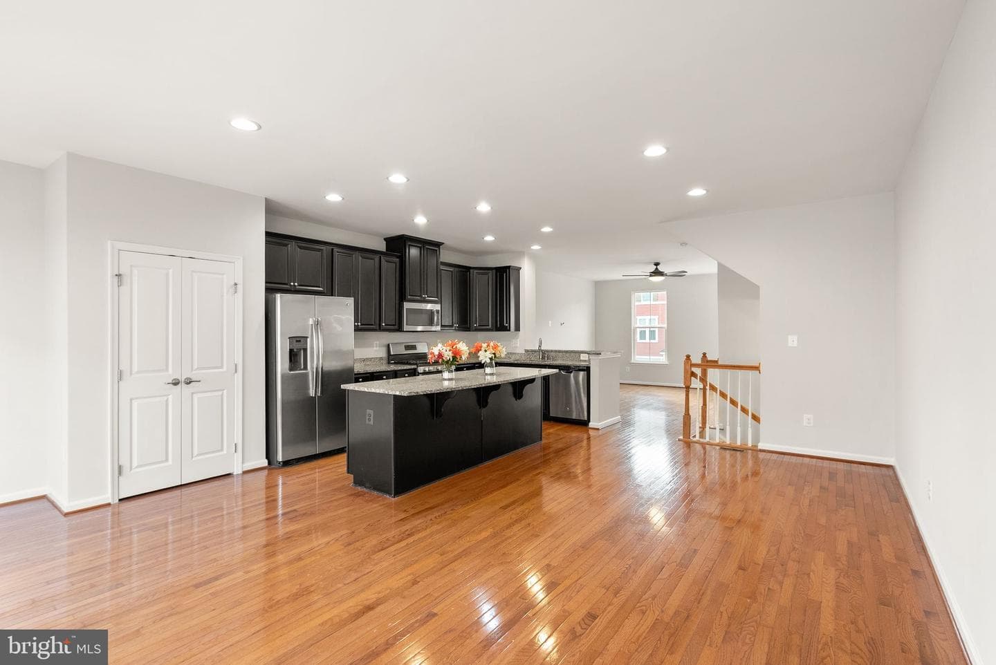 41688 Mcmonagle Square photo 26