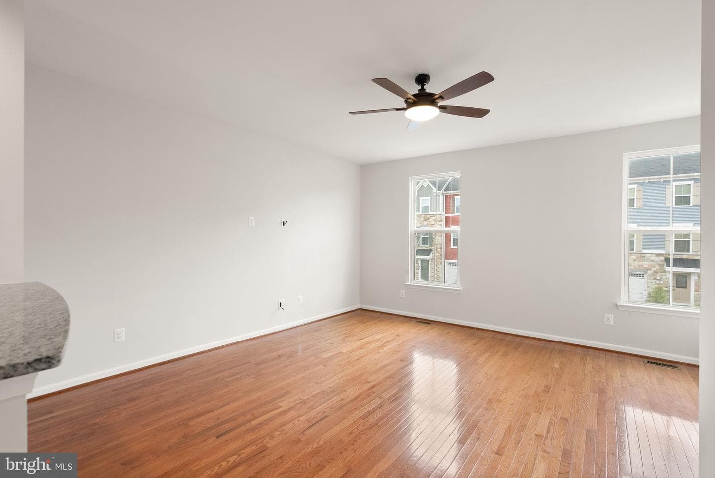 41688 Mcmonagle Square photo 31