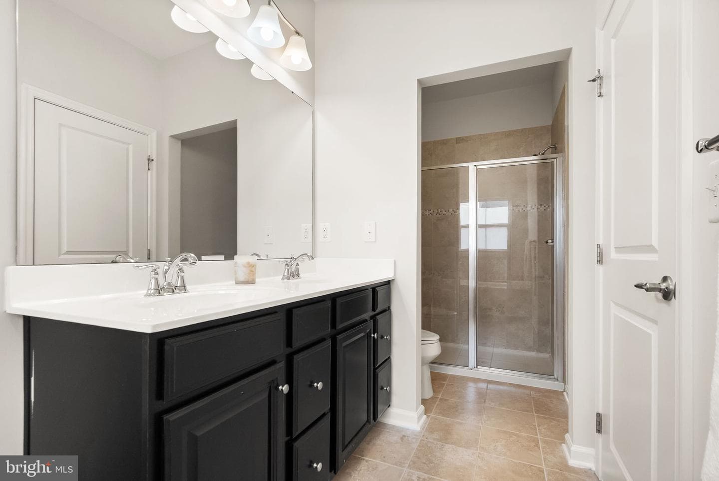 41688 Mcmonagle Square photo 42