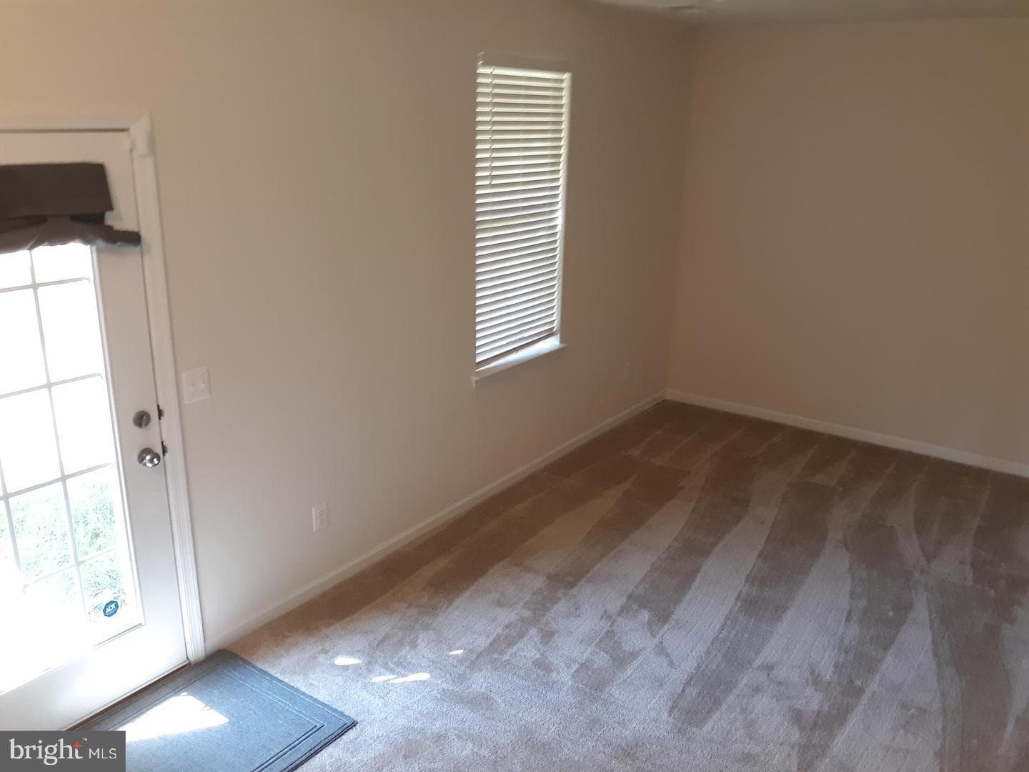 220 Apsley Terrace photo 15