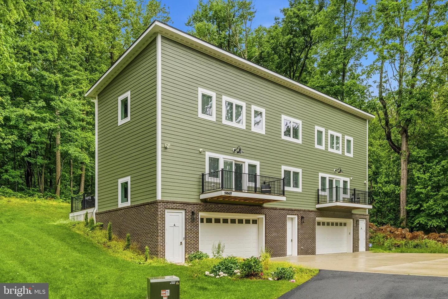 13537 Hanging Rock Lane, Lovettsville