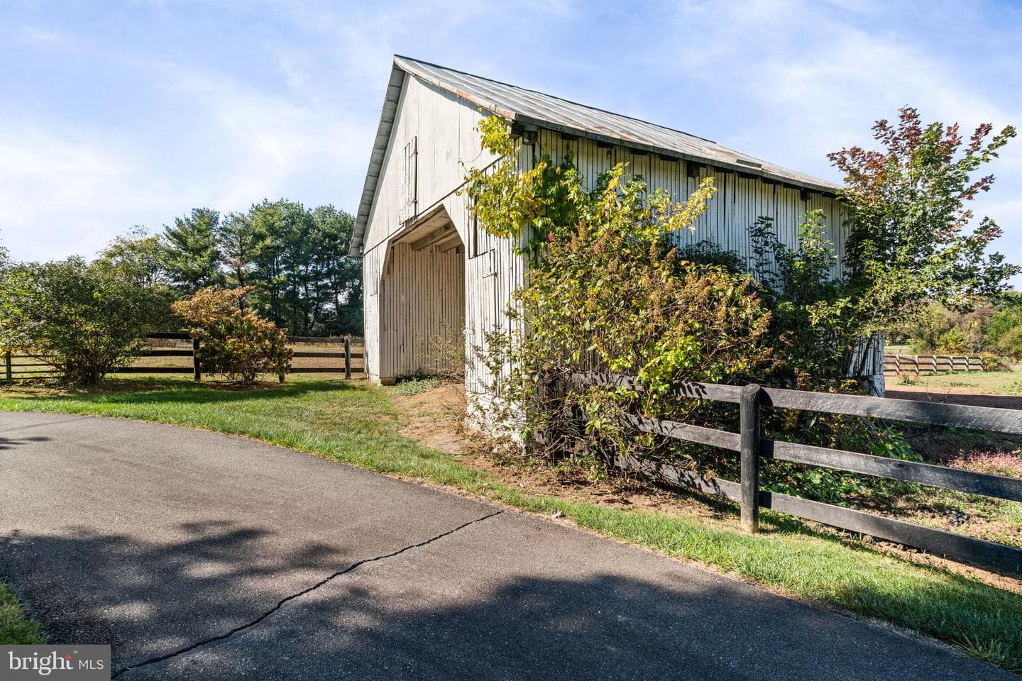 19937 Evergreen Mills Road photo 78