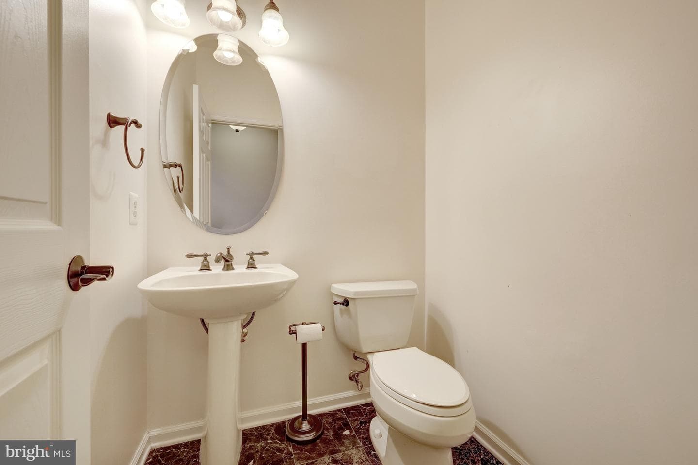 47203 Brasswood Place photo 17