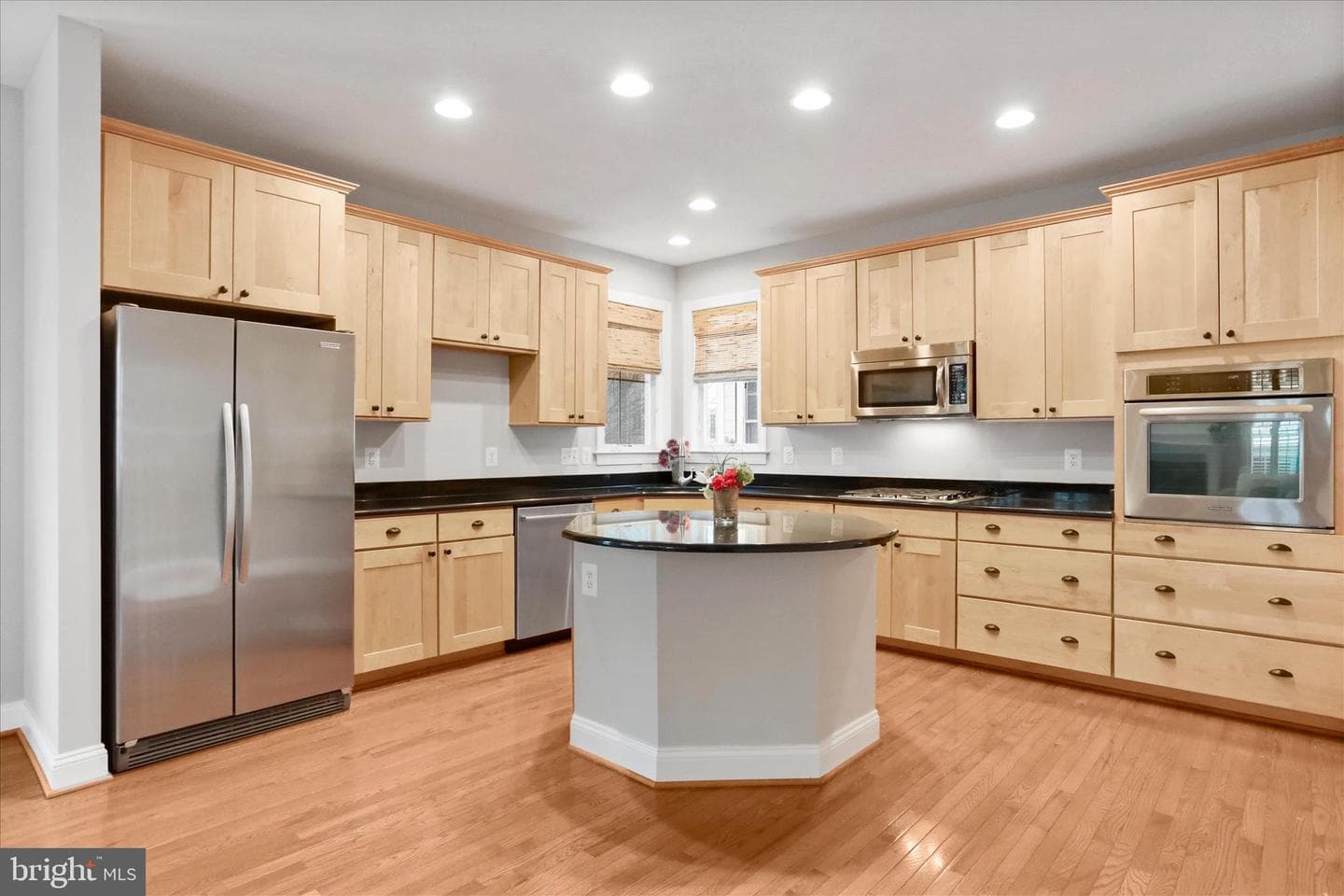 118 Amalfi Court photo 16