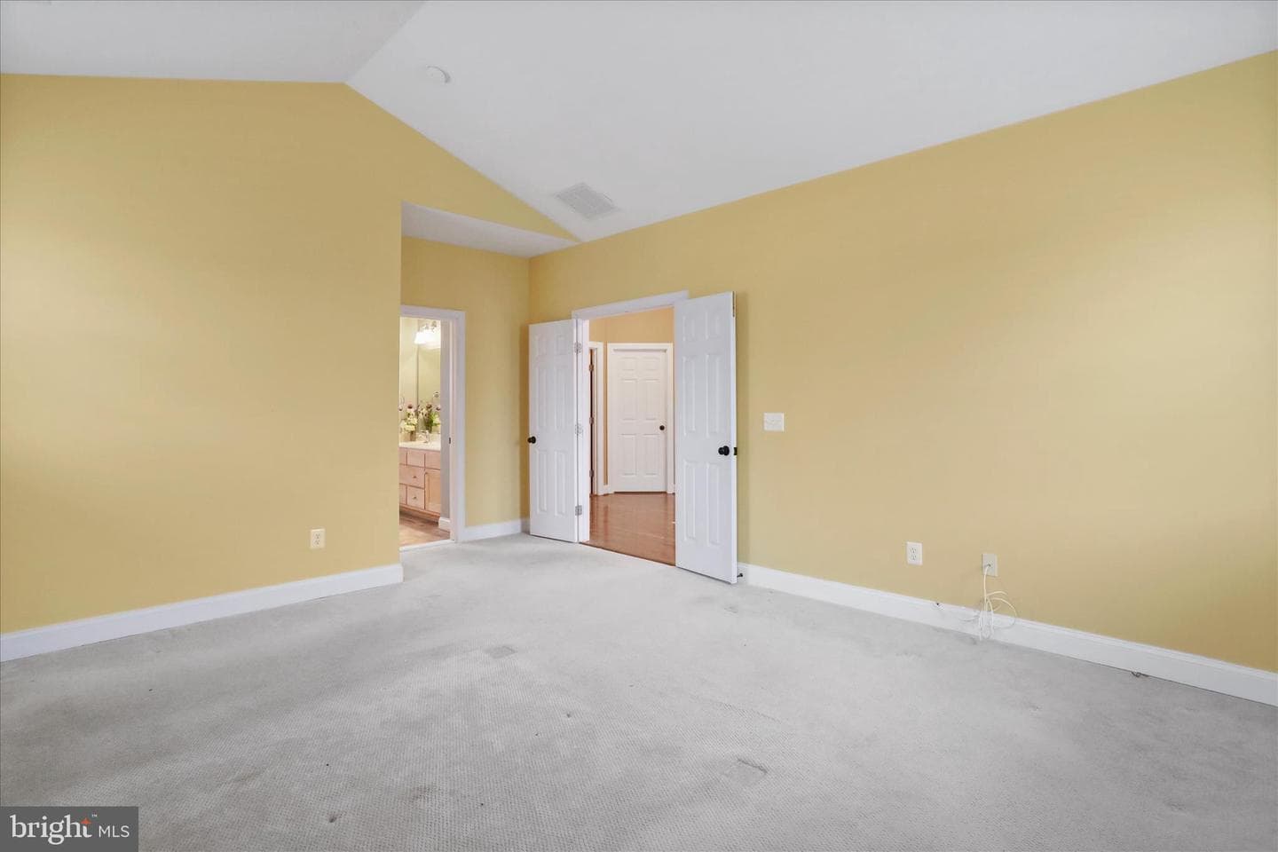 118 Amalfi Court photo 25