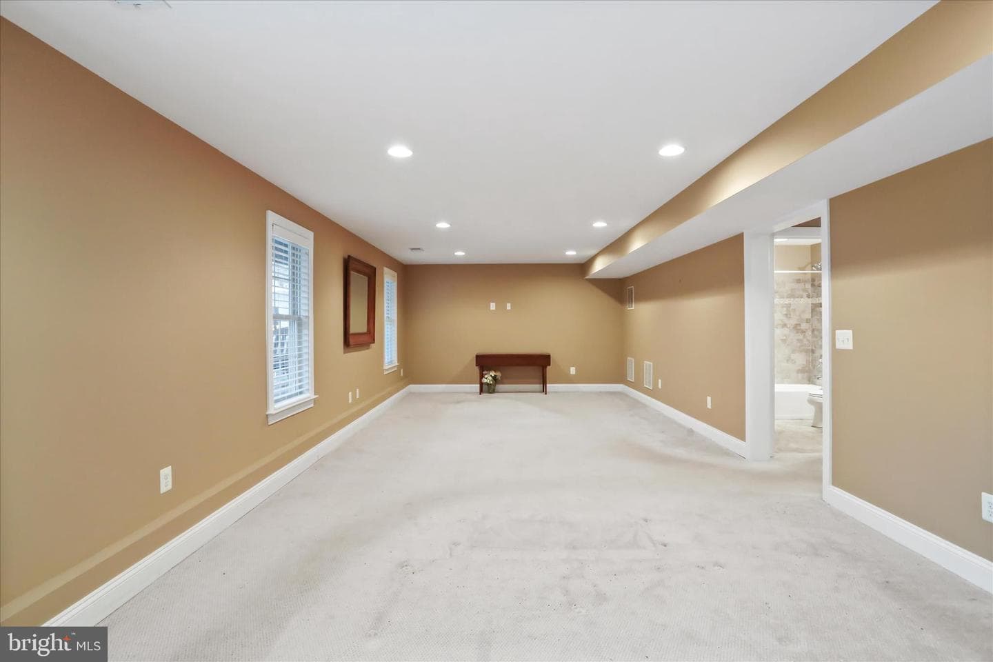 118 Amalfi Court photo 37