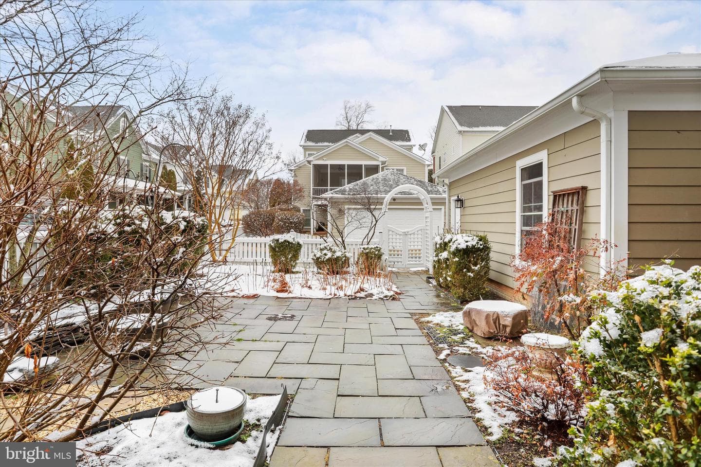 118 Amalfi Court photo 41