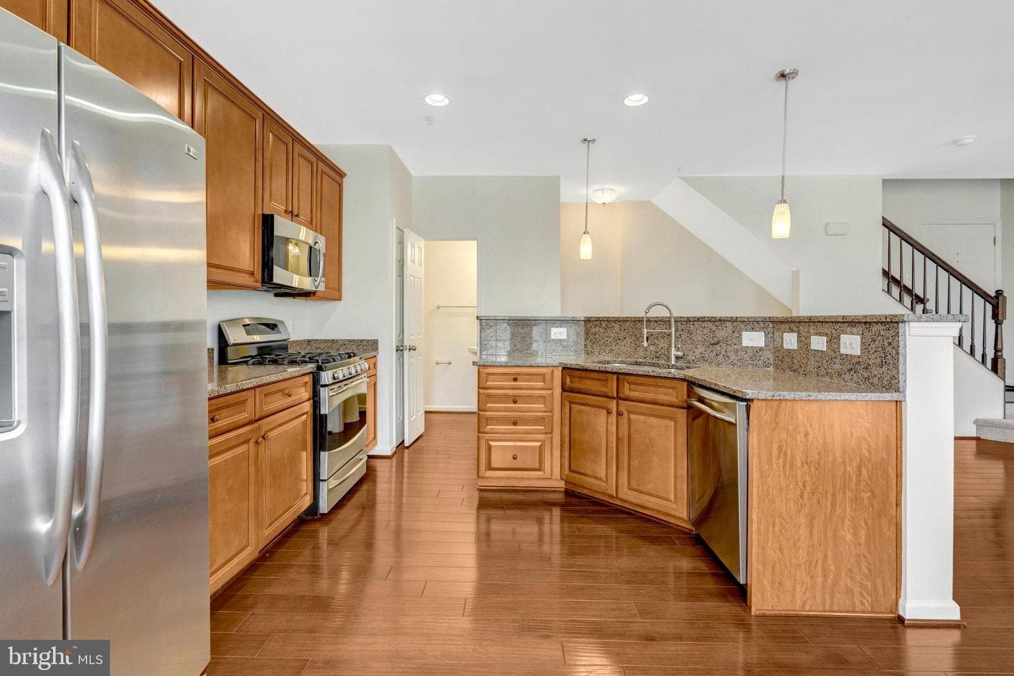 45768 Winding Branch Terrace photo 5