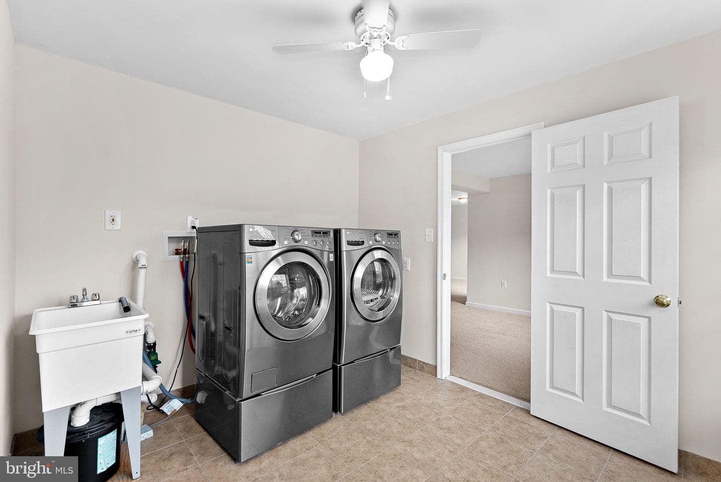 917 Towering Oak Court photo 43