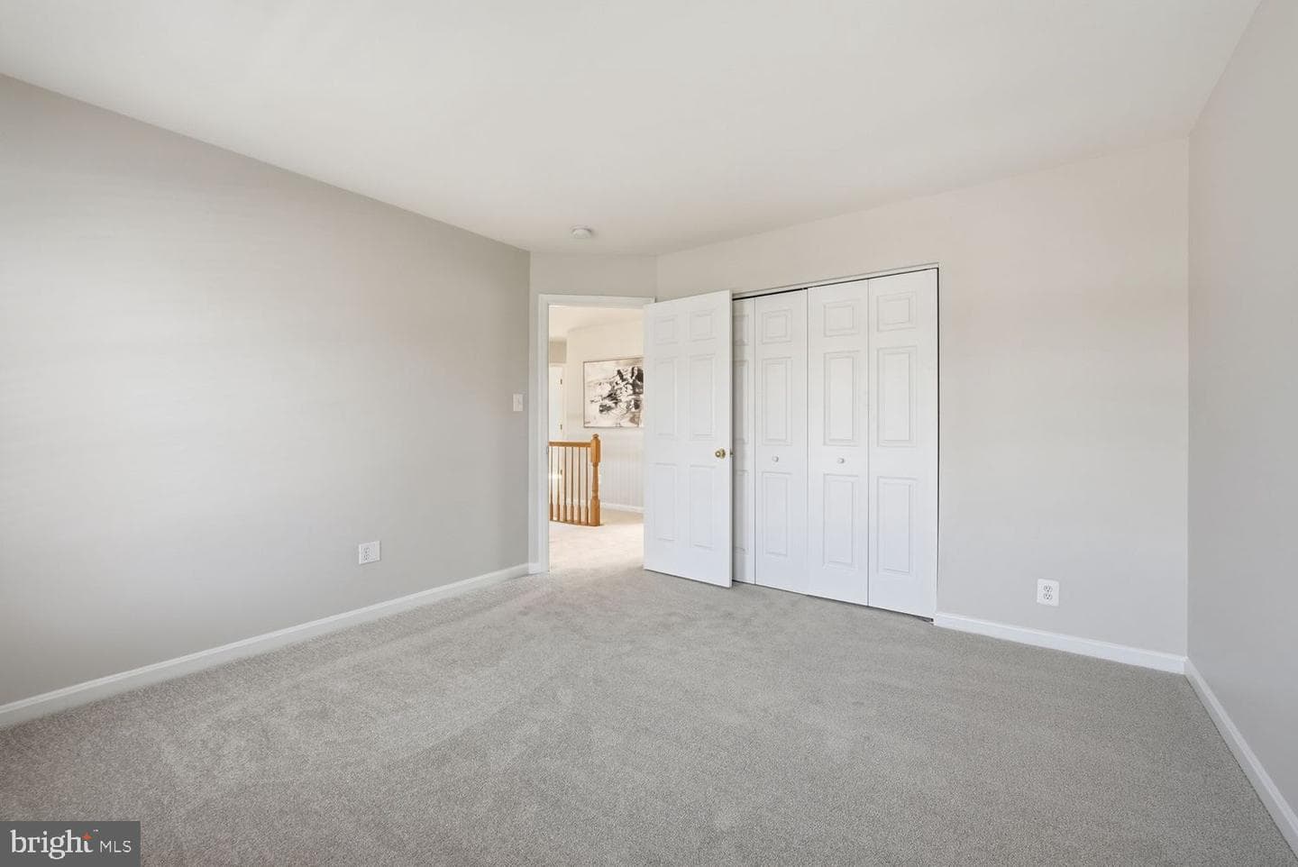 105 Meadowbrook Court SW photo 37