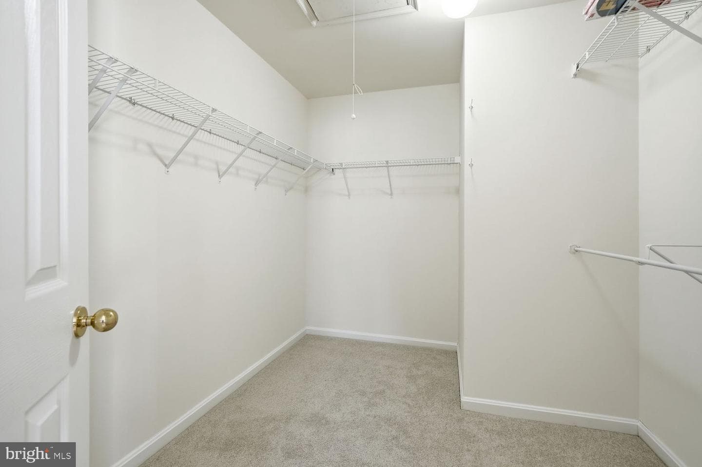 105 Meadowbrook Court SW photo 41