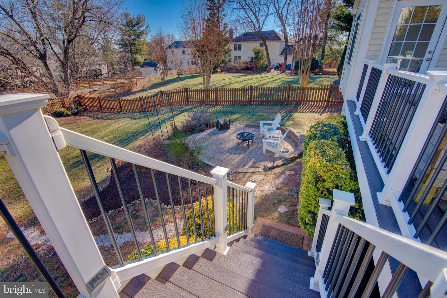 304 Aaron Court photo 15