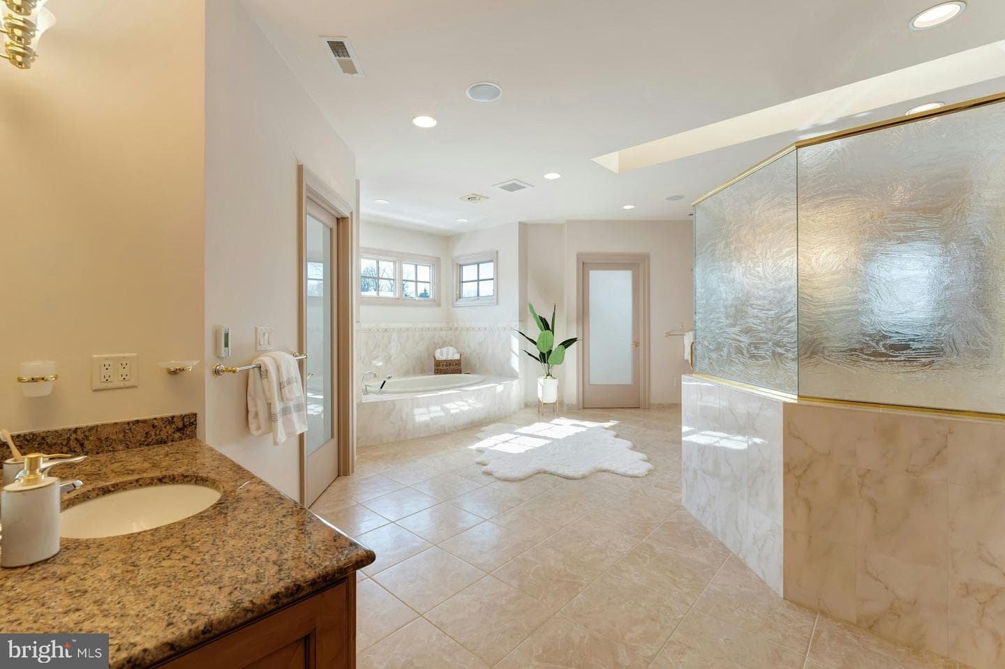 40436 Beacon Hill Drive photo 46