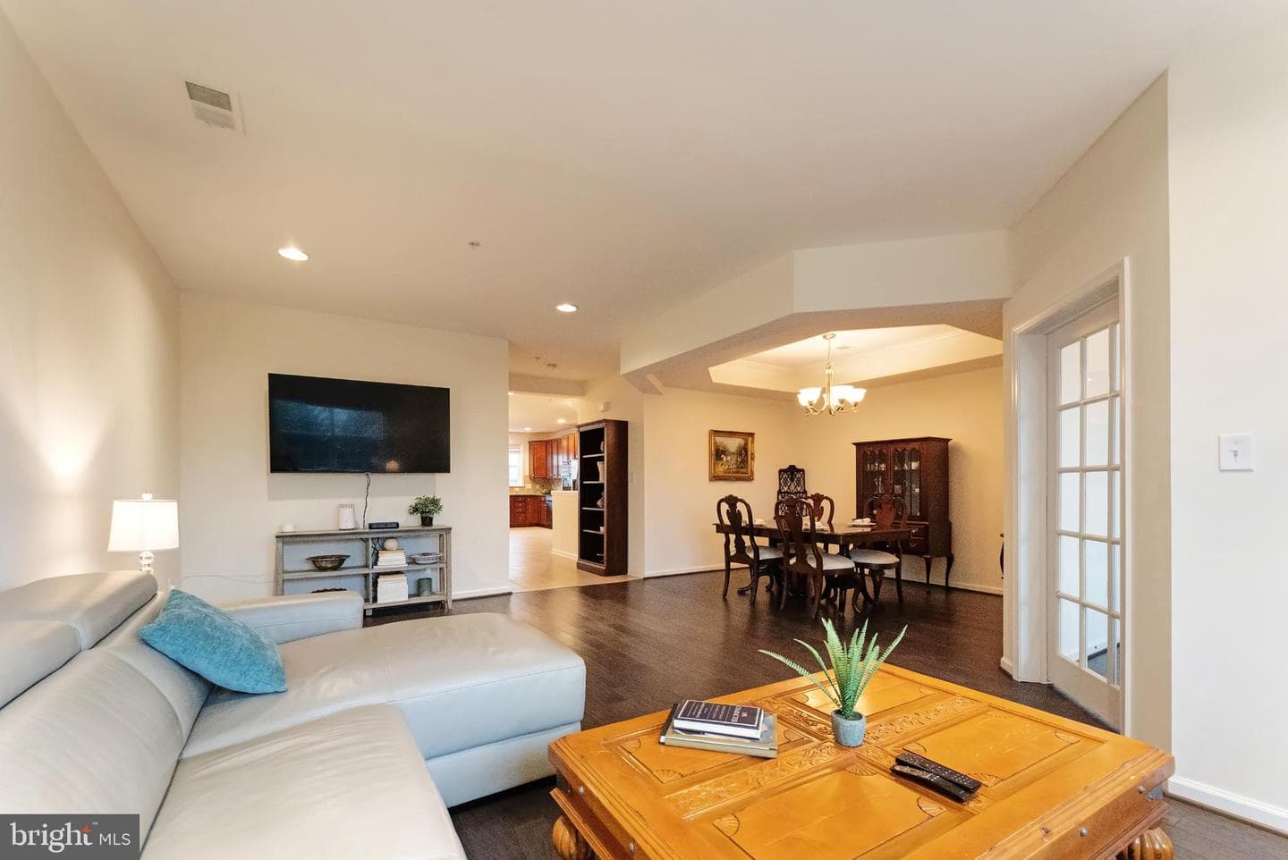 22720 Ferncrest Terrace photo 17