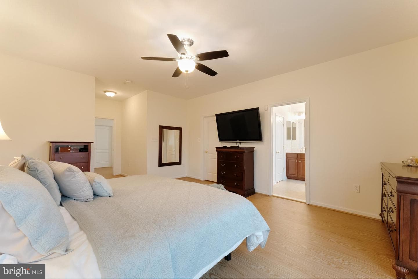22720 Ferncrest Terrace photo 26