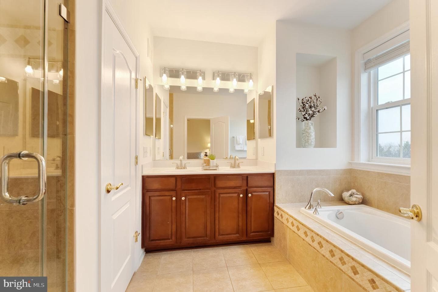 22720 Ferncrest Terrace photo 29