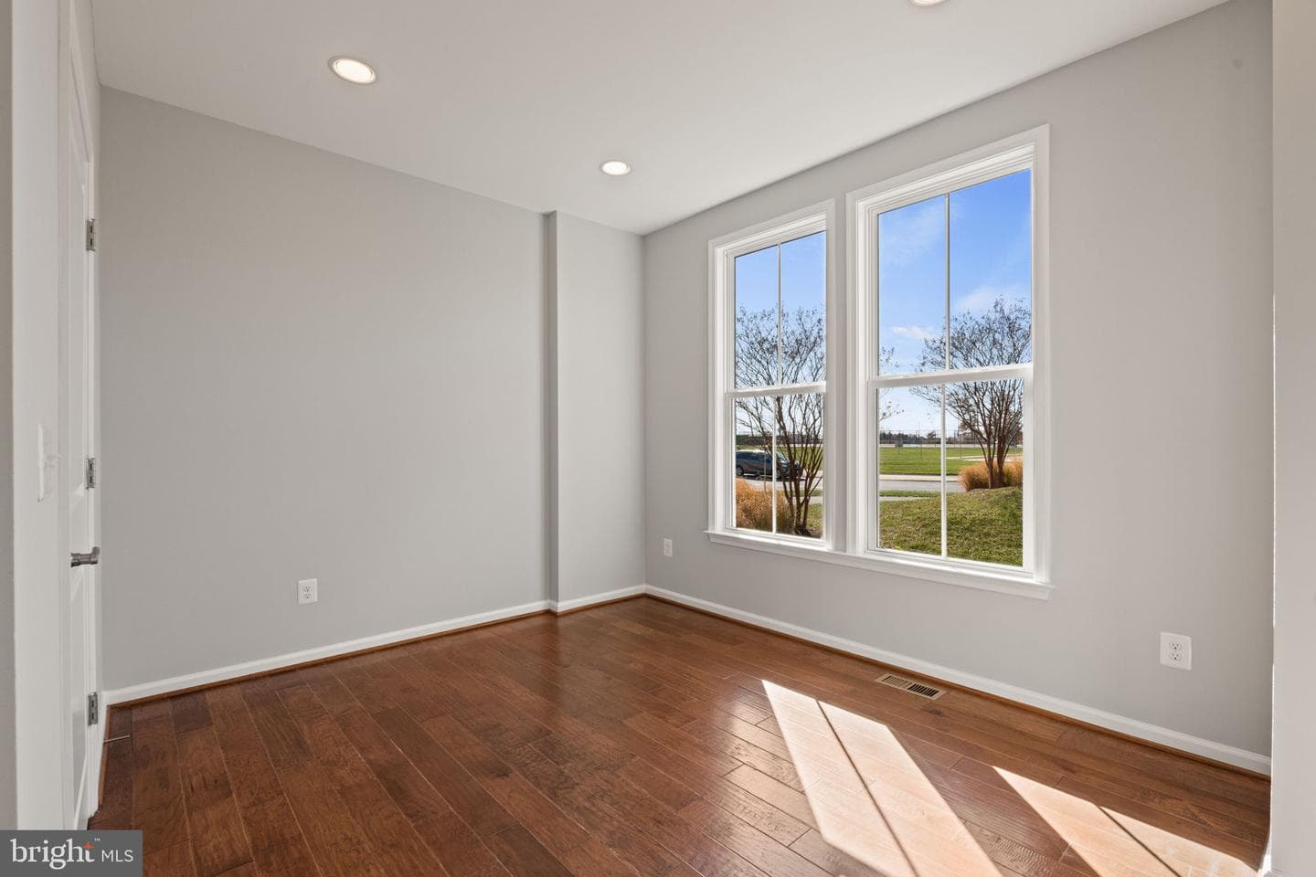 23041 Canyon Oak Court photo 12