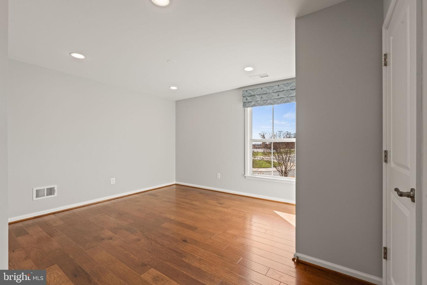 23041 Canyon Oak Court photo 24