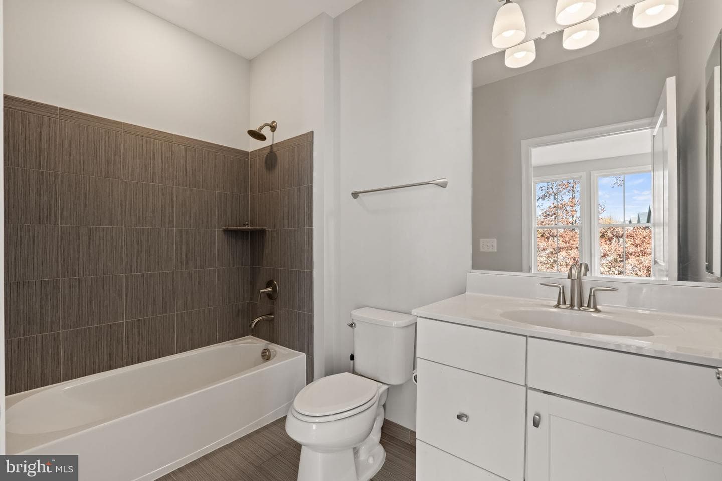 23041 Canyon Oak Court photo 37