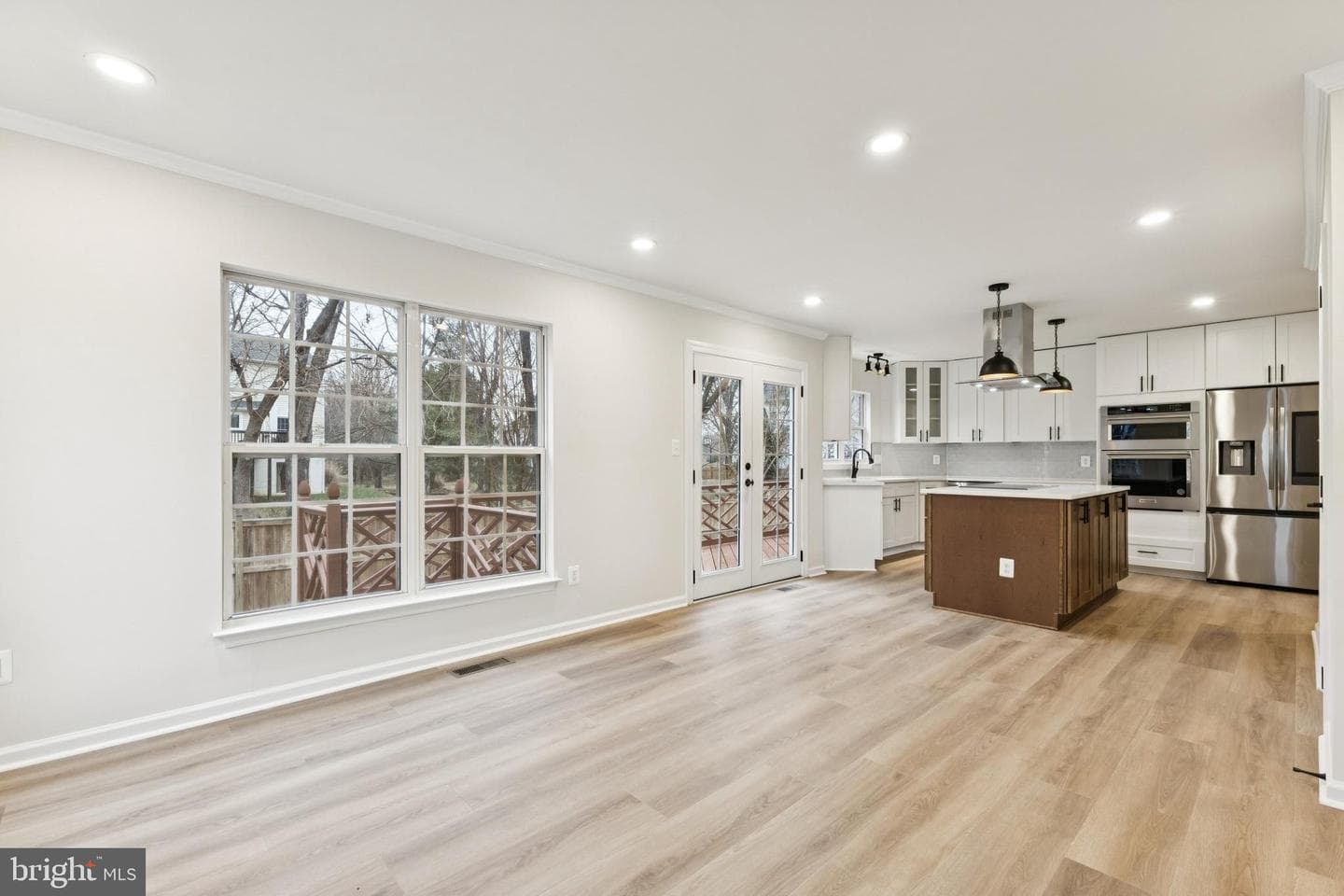 404 Tracy Court NE photo 12