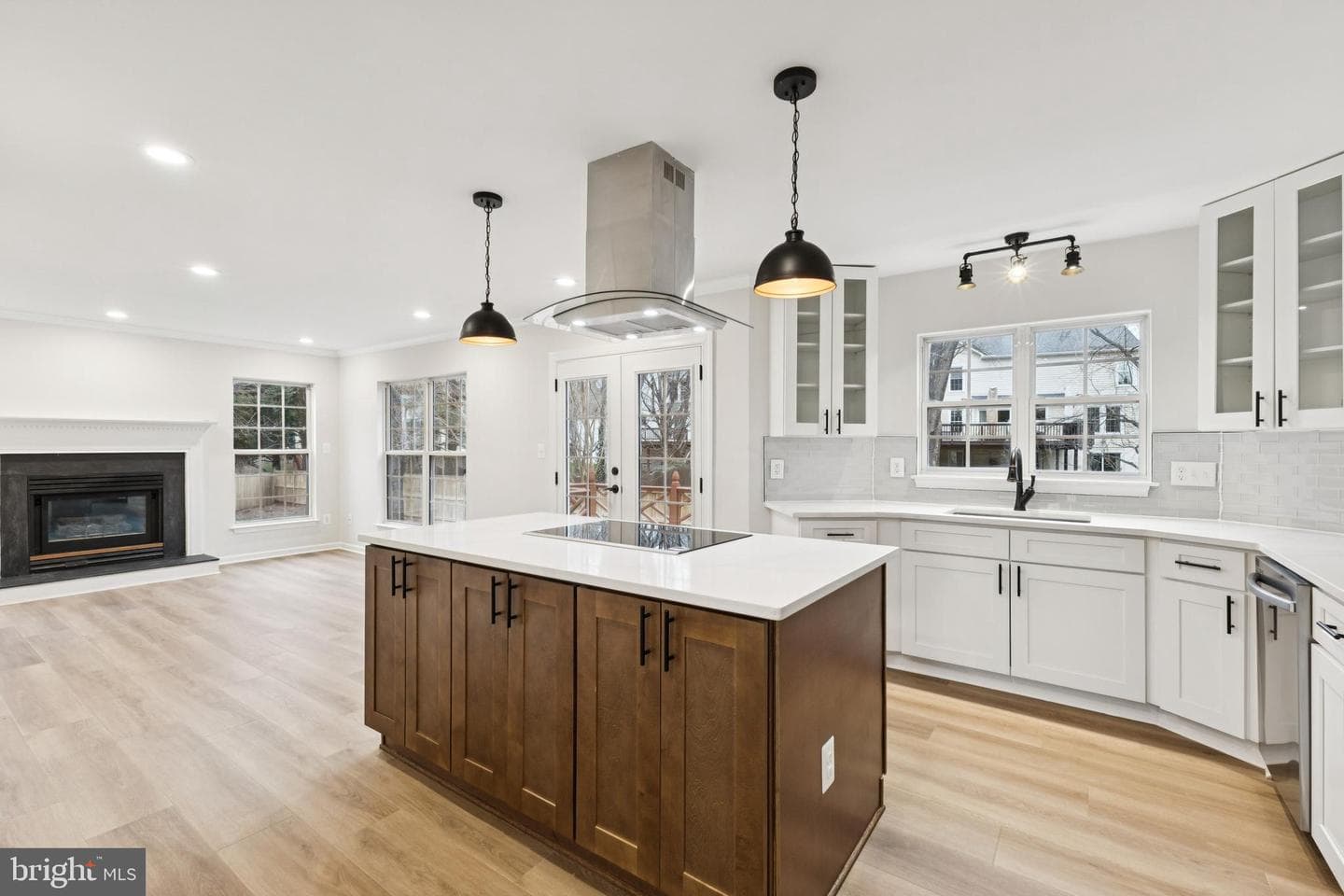 404 Tracy Court NE photo 16