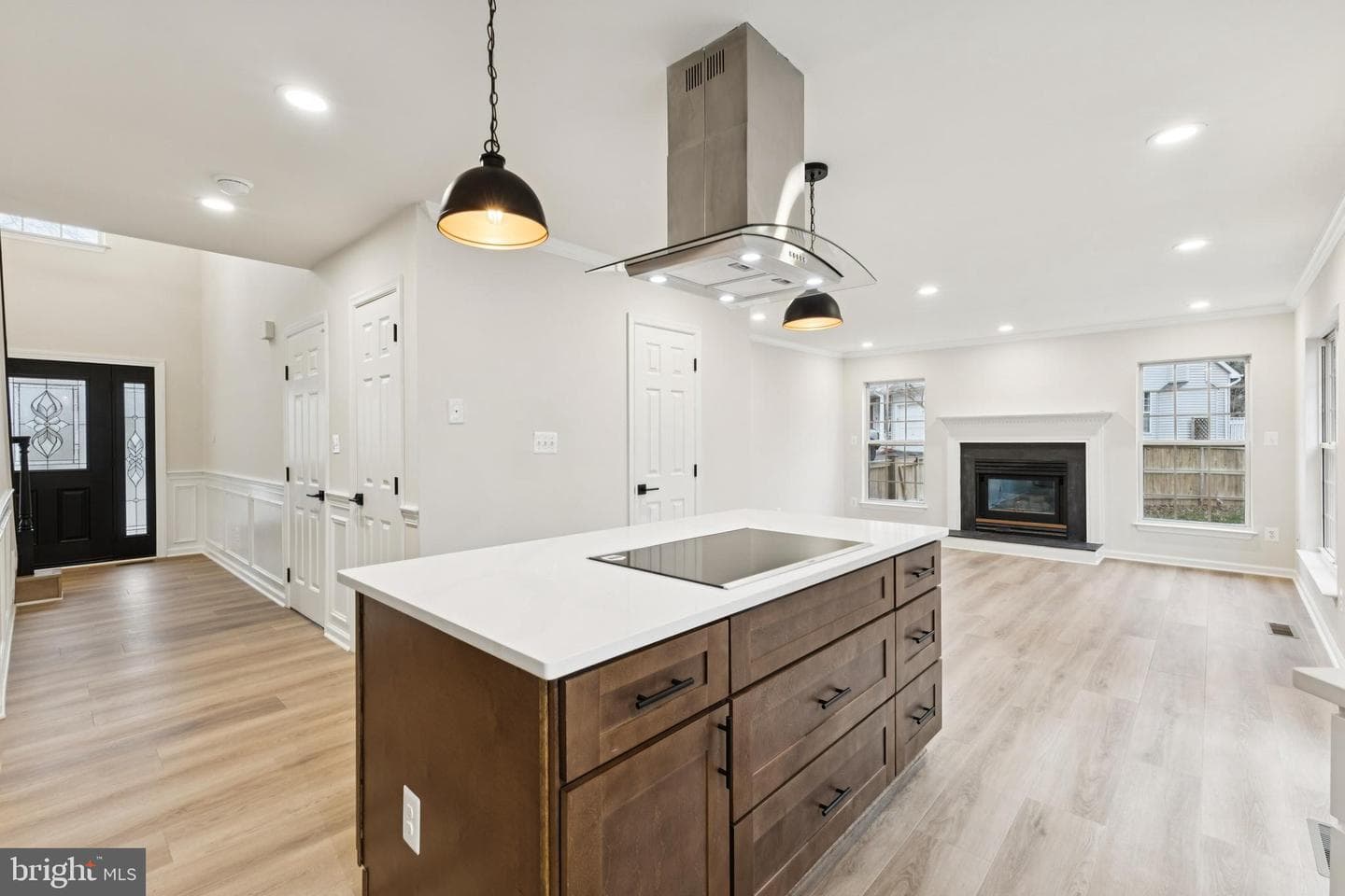 404 Tracy Court NE photo 17
