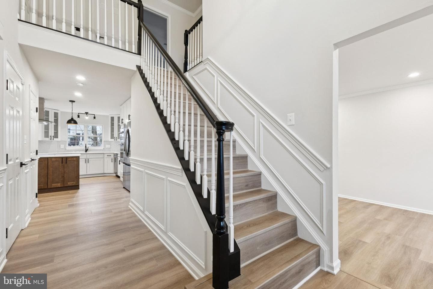 404 Tracy Court NE photo 4