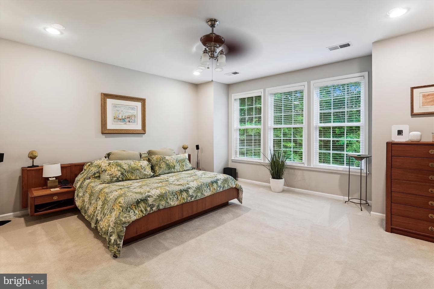 47666 Paulsen Square photo 47