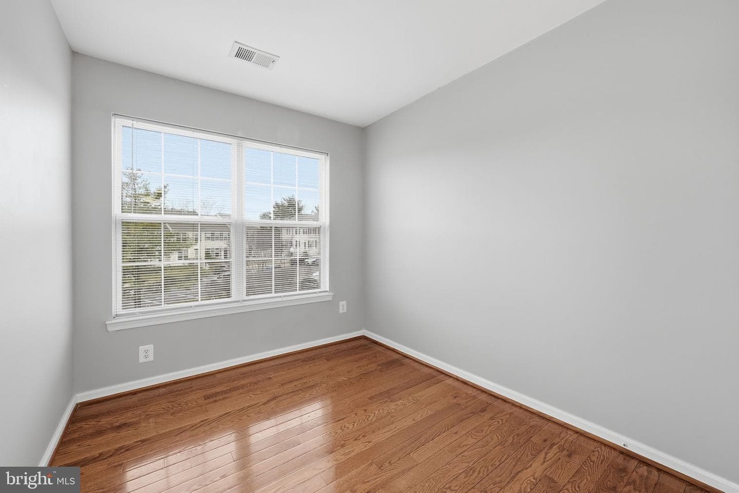 432 Andromeda Terrace NE photo 15