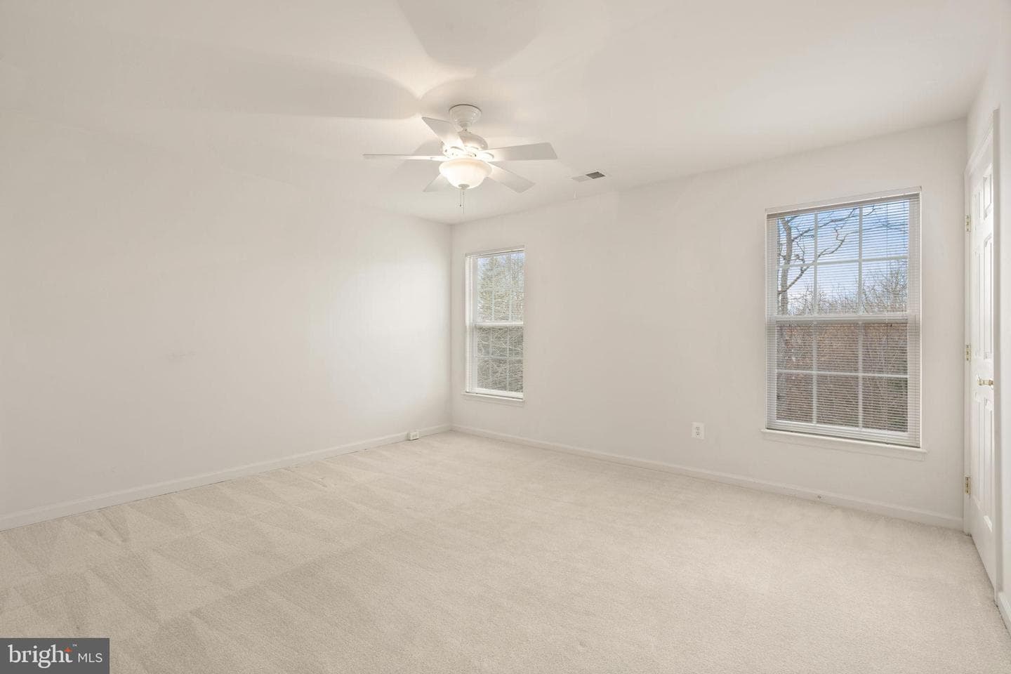 44424 Livonia Terrace photo 30