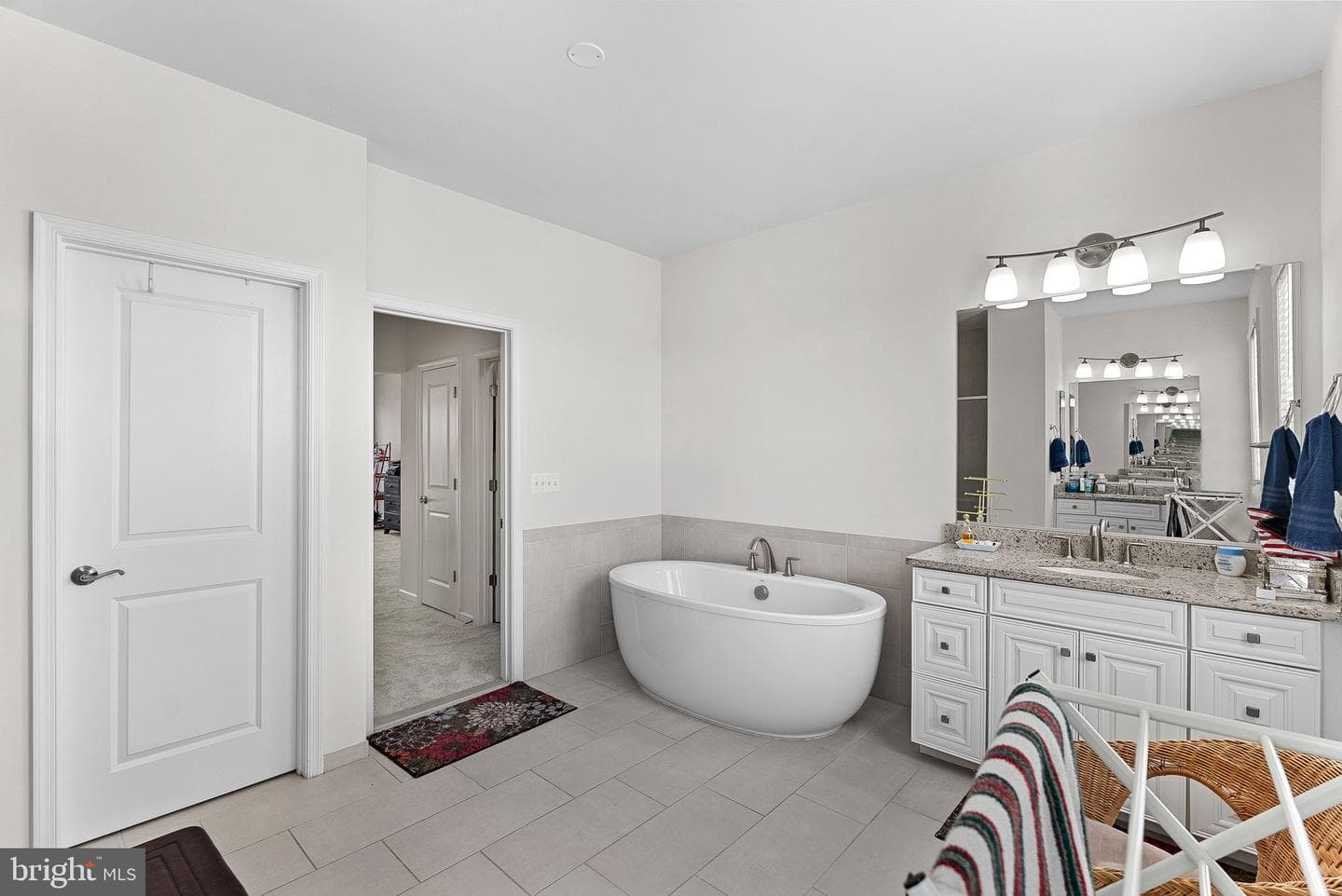 1010 Themis Street SE photo 34
